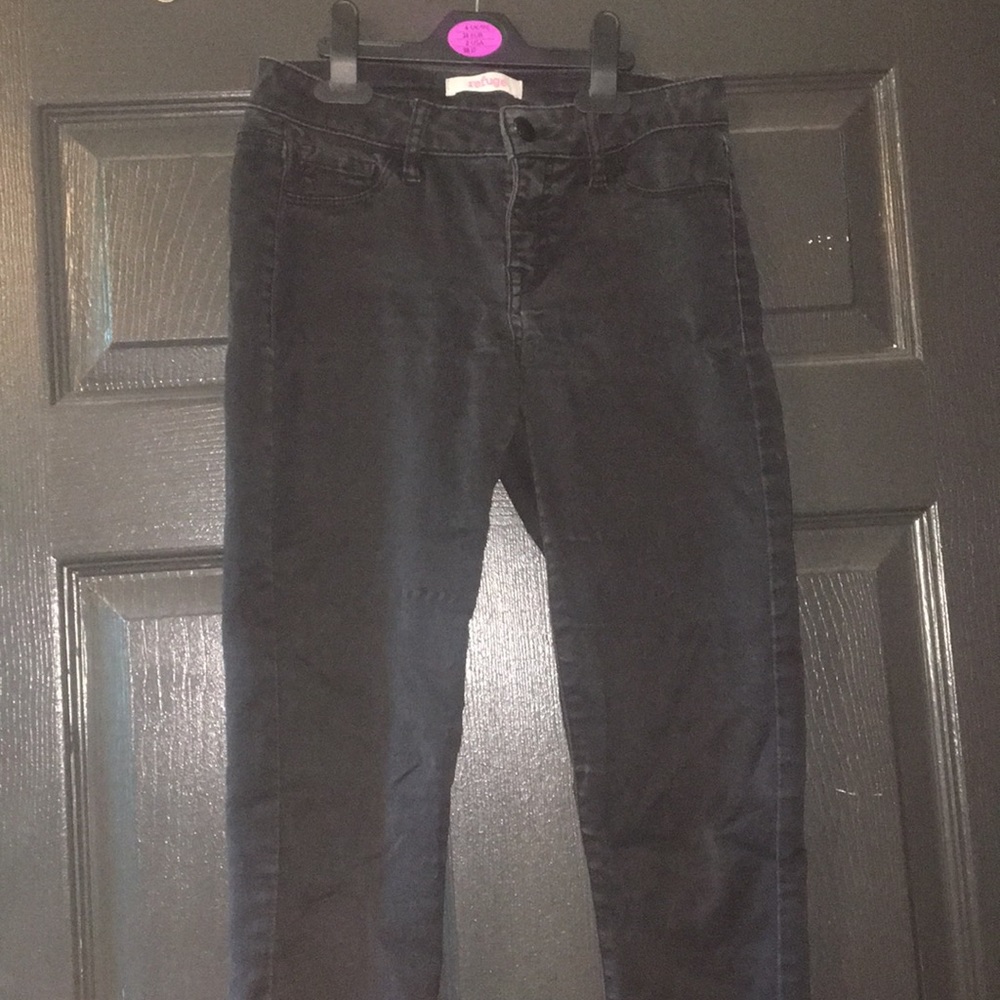 Black skinny jeans